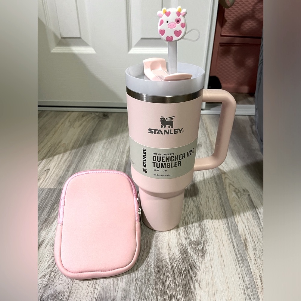 Stanley Tumbler 40 oz color bloom light pink + FREE pouch & one straw cover cap